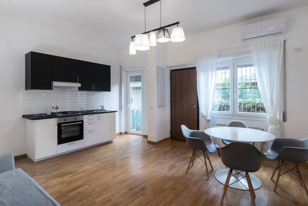 Flamilla Home Next To Vatican Museums Rome Bagian luar foto